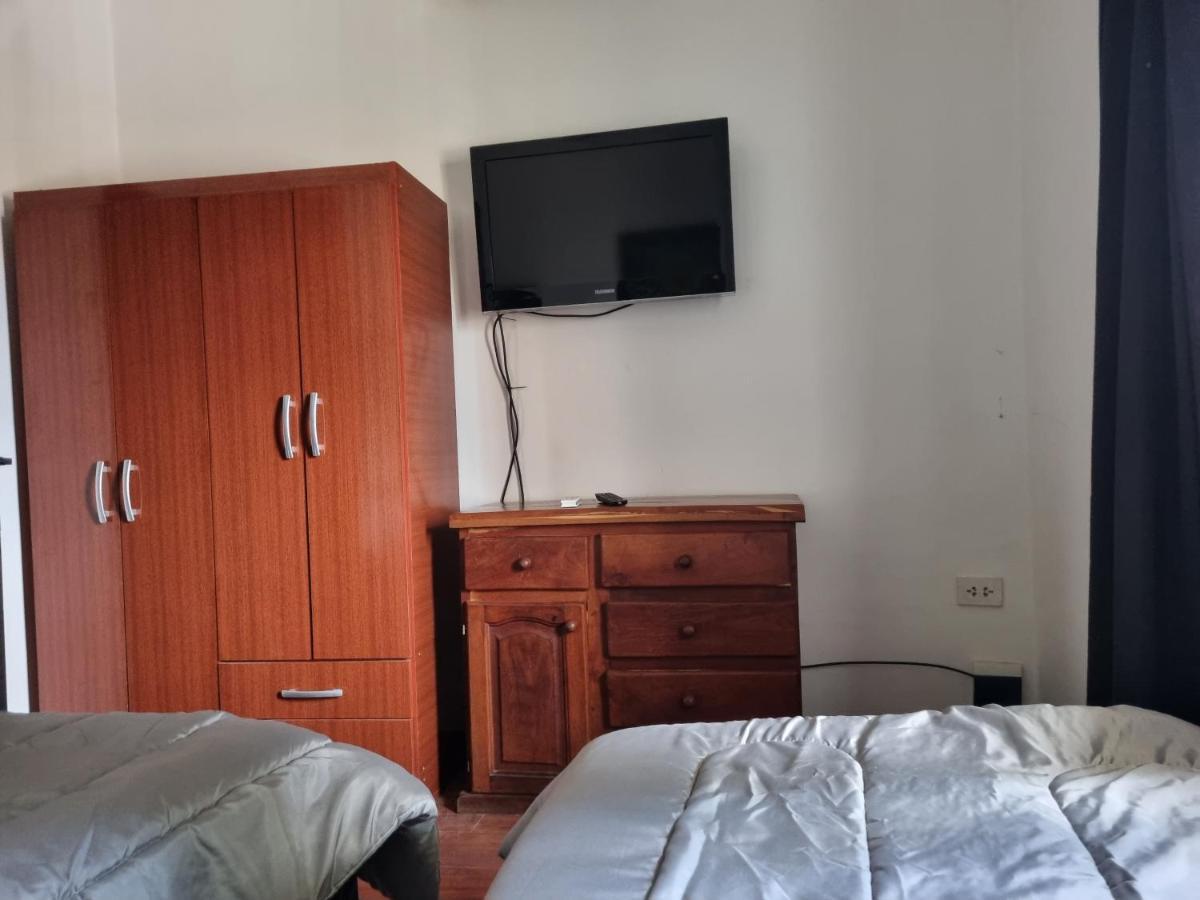 Hostal Las Rosas Salta Exteriér fotografie