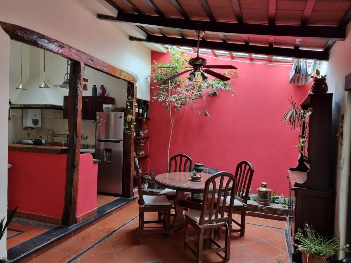 Hostal Las Rosas Salta Exteriér fotografie