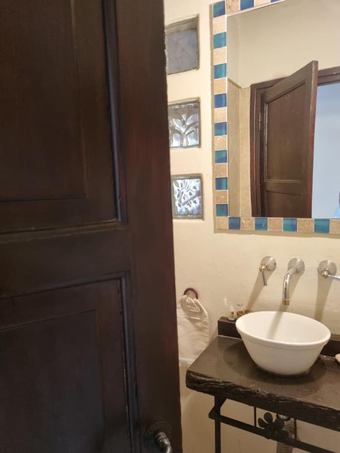 Hostal Las Rosas Salta Exteriér fotografie