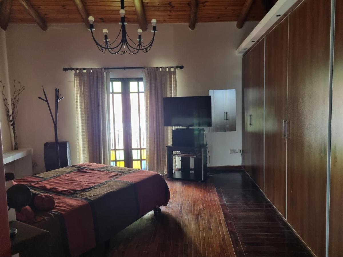 Hostal Las Rosas Salta Exteriér fotografie